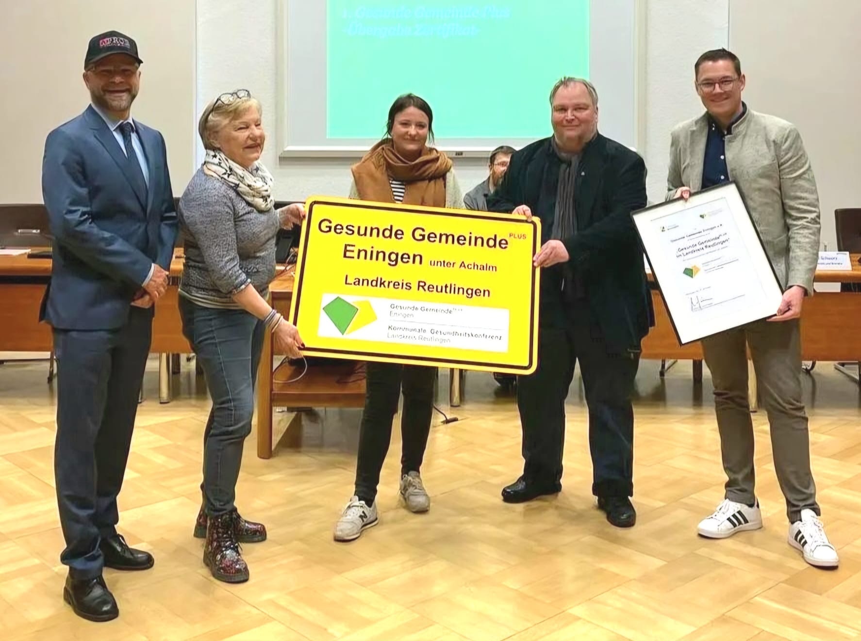 Eningen freut sichüber Re-Zertifizierung zur"Gesunden Gemeinde Plus" (Die Bildrechte liegen bei dem Verfasser der Mitteilung.) Eningen freut sichüber Re-Zertifizierung zur"Gesunden Gemeinde Plus" (Die Bildrechte liegen bei dem Verfasser der Mitteilung.)