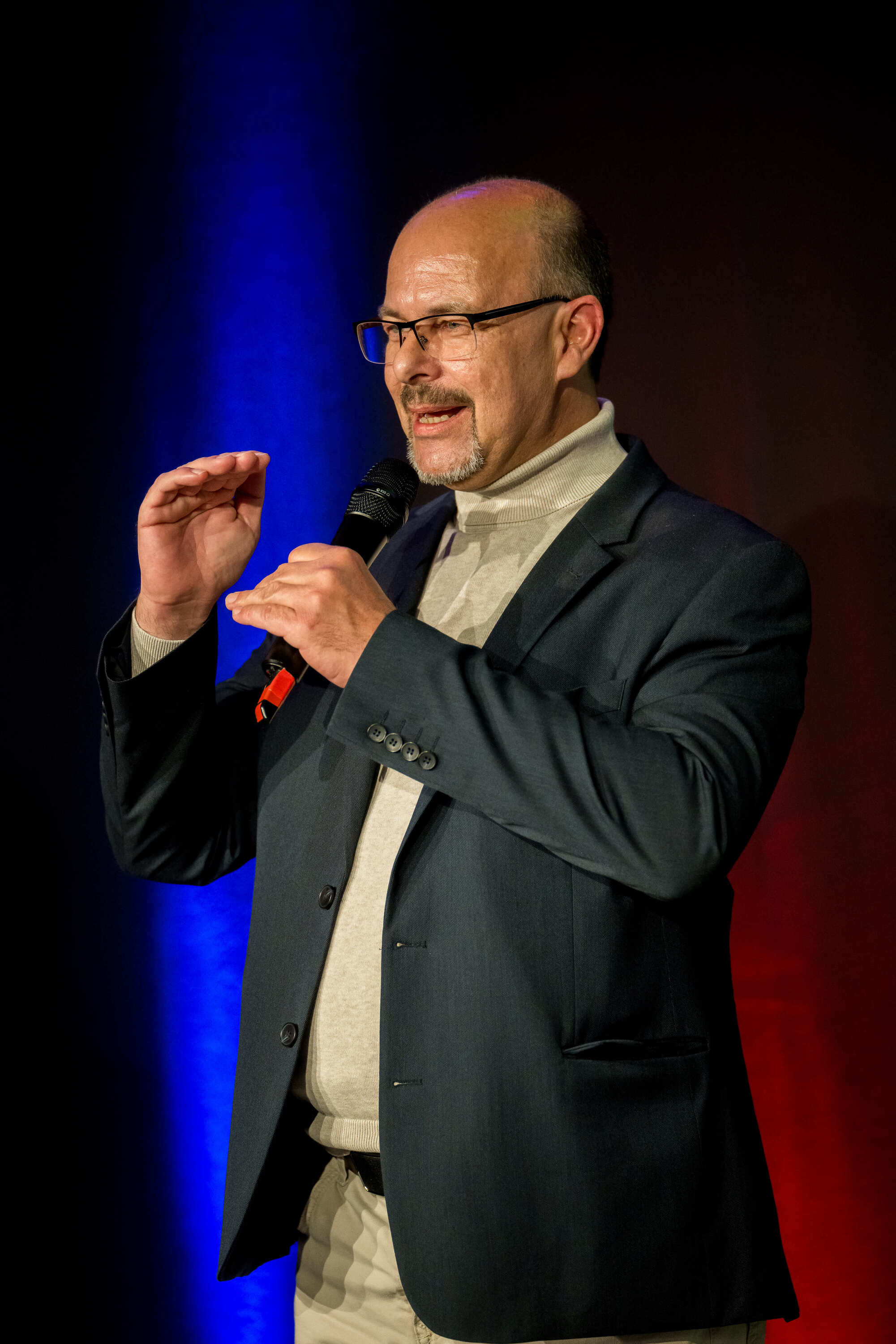 Alexander Sedlmair - Foto: Justin Bocke (Die Bildrechte liegen bei dem Verfasser der Mitteilung.) Alexander Sedlmair - Foto: Justin Bocke (Die Bildrechte liegen bei dem Verfasser der Mitteilung.)
