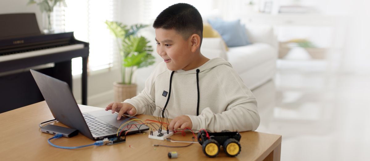 TypeFox ist einer der Marktführer im Bereich Open Source und DSL (© Foto: Shutterstock) TypeFox ist einer der Marktführer im Bereich Open Source und DSL (© Foto: Shutterstock)