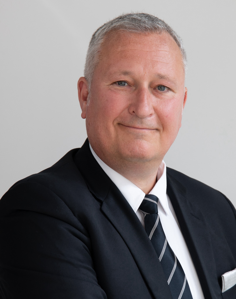 Der erfahrene PR- und Marketingberater Daniel Görs erklärt die Zusammenhänge von PR und Marketing (Die Bildrechte liegen bei dem Verfasser der Mitteilung.) Der erfahrene PR- und Marketingberater Daniel Görs erklärt die Zusammenhänge von PR und Marketing (Die Bildrechte liegen bei dem Verfasser der Mitteilung.)