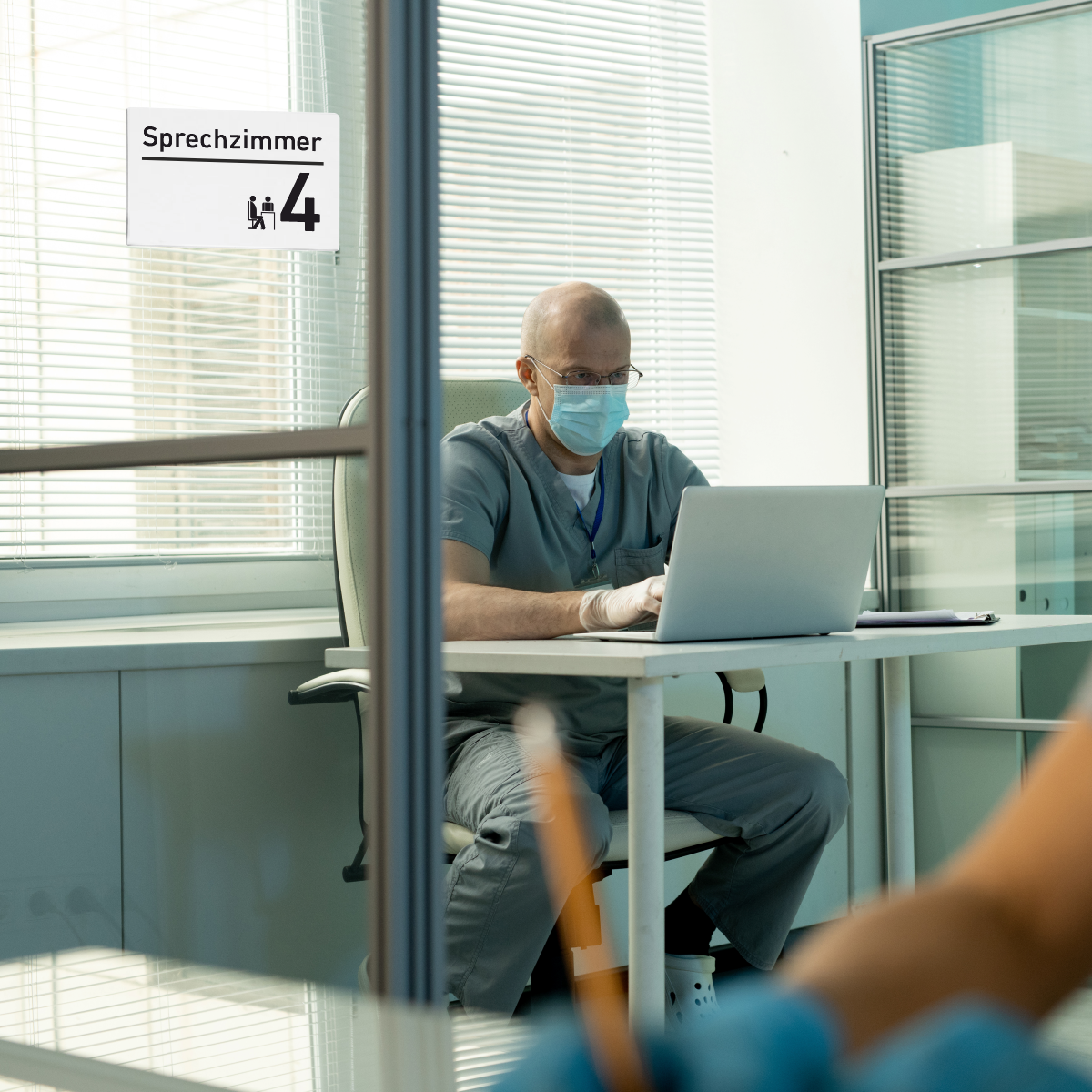 Unsere hochwertigen PraxisPraxisschilder : Entdecken Sie die perfekte Art, Ihre Praxis professionell zu präsentieren!