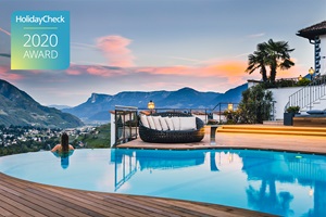 Infinitypool mit atemberaubendem Ausblick (c) Tiberio und Golserhof (Hotel Golserhof)