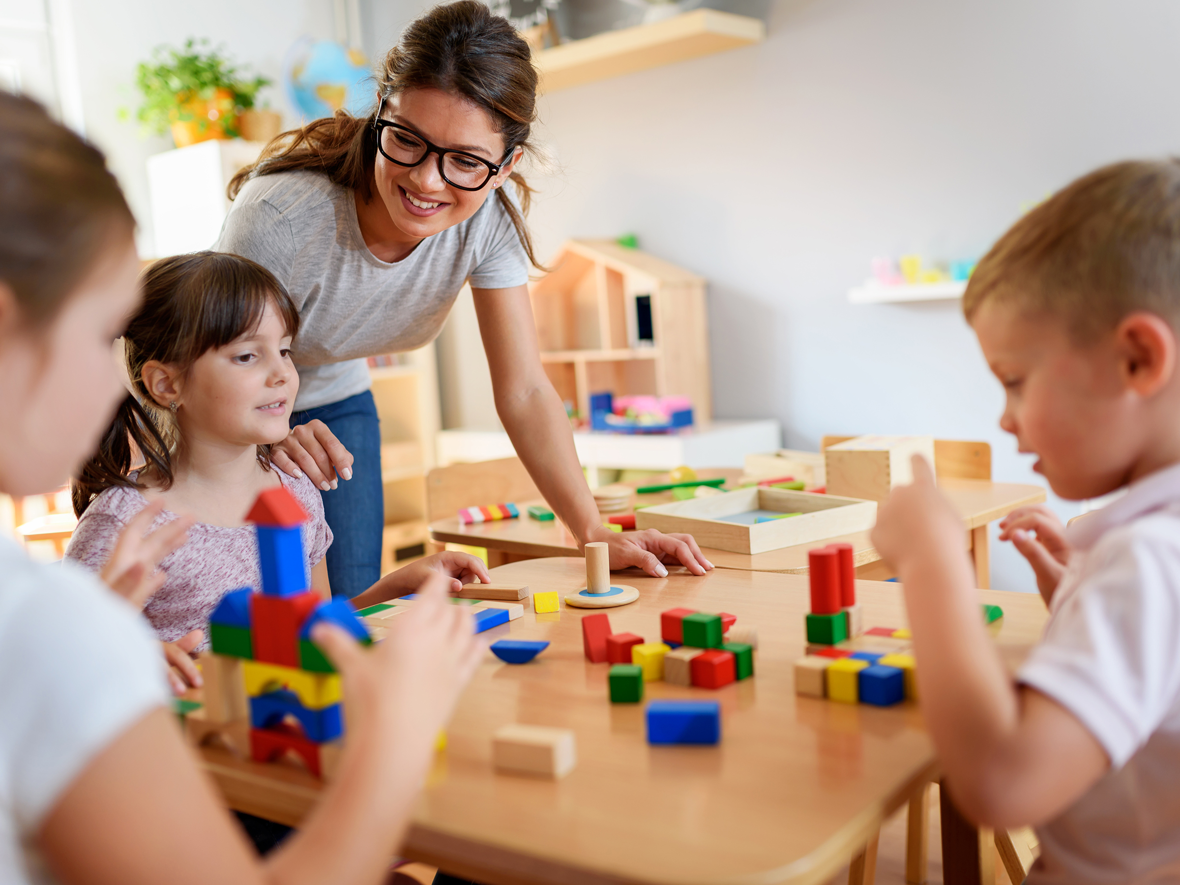 Neue Zusatzqualifikation für Erzieher:innen startet im September an den bbw Privatschulen. Foto: shutterstock_1187719609 Neue Zusatzqualifikation für Erzieher:innen startet im September an den bbw Privatschulen. Foto: shutterstock_1187719609