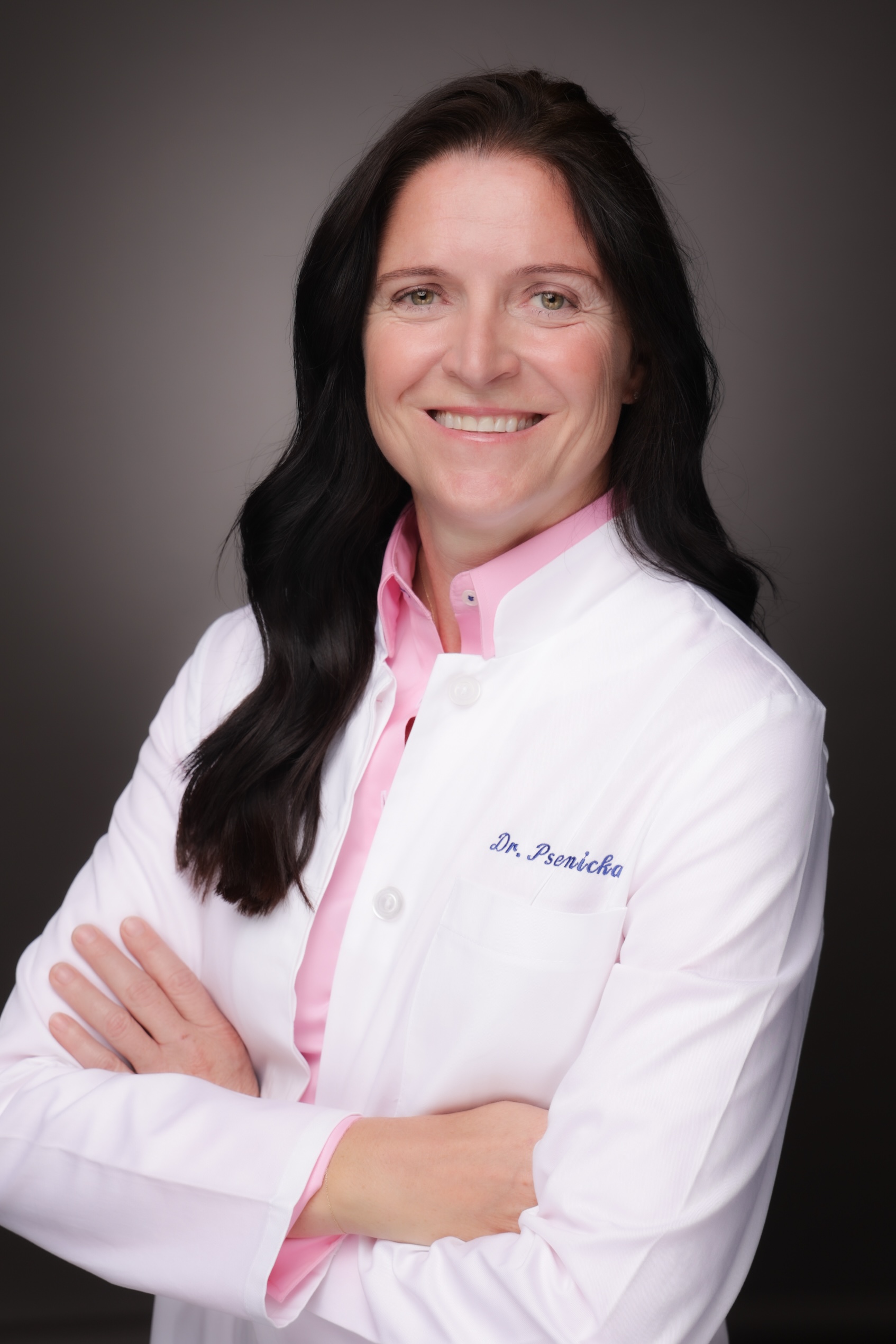 Dr. Nina Psenicka (Fotograf: Justin Bockey) (Die Bildrechte liegen bei dem Verfasser der Mitteilung.) Dr. Nina Psenicka (Fotograf: Justin Bockey) (Die Bildrechte liegen bei dem Verfasser der Mitteilung.)