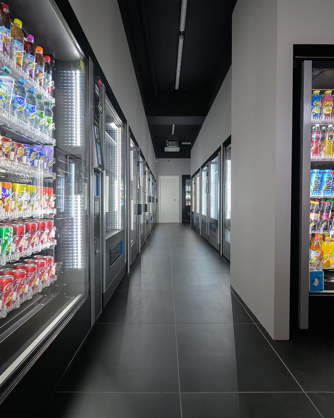 Deutschlands größter 24/7 Automaten-Supermarkt hat in München eröffnet (Die Bildrechte liegen bei dem Verfasser der Mitteilung.) Deutschlands größter 24/7 Automaten-Supermarkt hat in München eröffnet (Die Bildrechte liegen bei dem Verfasser der Mitteilung.)
