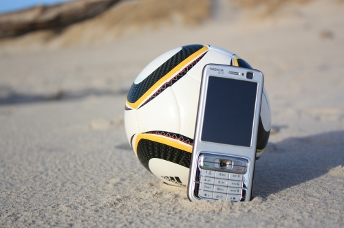 Smartphone-Nutzer nah am Ball: Ein Viertel nutzt Apps zur Fußball-WM Smartphone-Nutzer nah am Ball: Ein Viertel nutzt Apps zur Fußball-WM