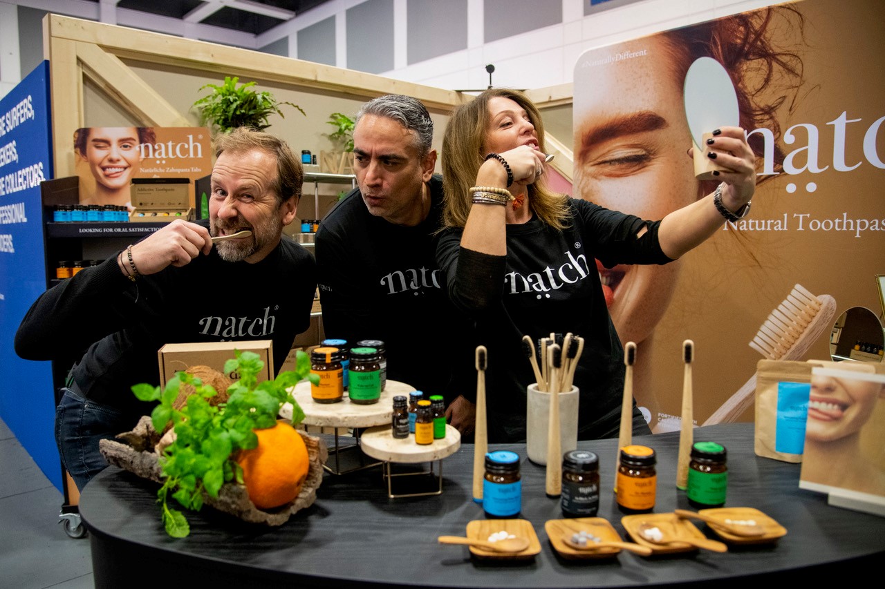 Zähneputzen mit Fun-Faktor: Natch-Tabs - gesund, natürlich und nachhaltig. (Bildquelle: Foto: (c) Natch)