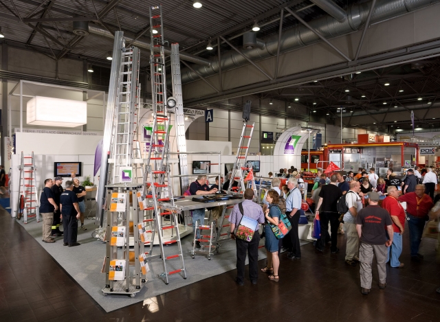 Rettungstechnik aus Günzburg kommt international an Rettungstechnik aus Günzburg kommt international an