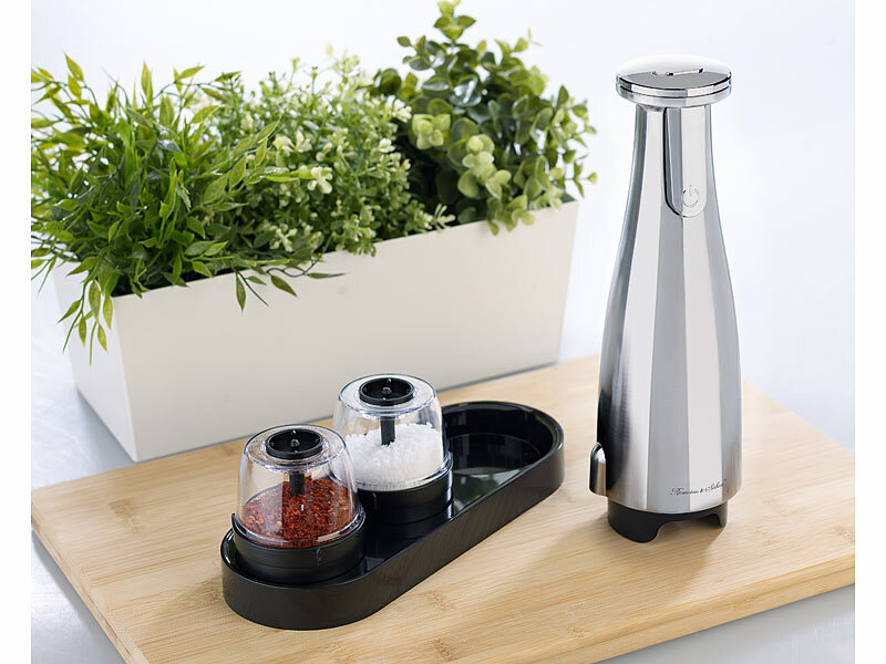 Rosenstein& Söhne Akku-Multi-Gewürzmühle mit 3x 150-ml-Wechselbehälter, 1.500 mAh, www.pearl.de (Die Bildrechte liegen bei dem Verfasser der Mitteilung.) Rosenstein& Söhne Akku-Multi-Gewürzmühle mit 3x 150-ml-Wechselbehälter, 1.500 mAh, www.pearl.de (Die Bildrechte liegen bei dem Verfasser der Mitteilung.)