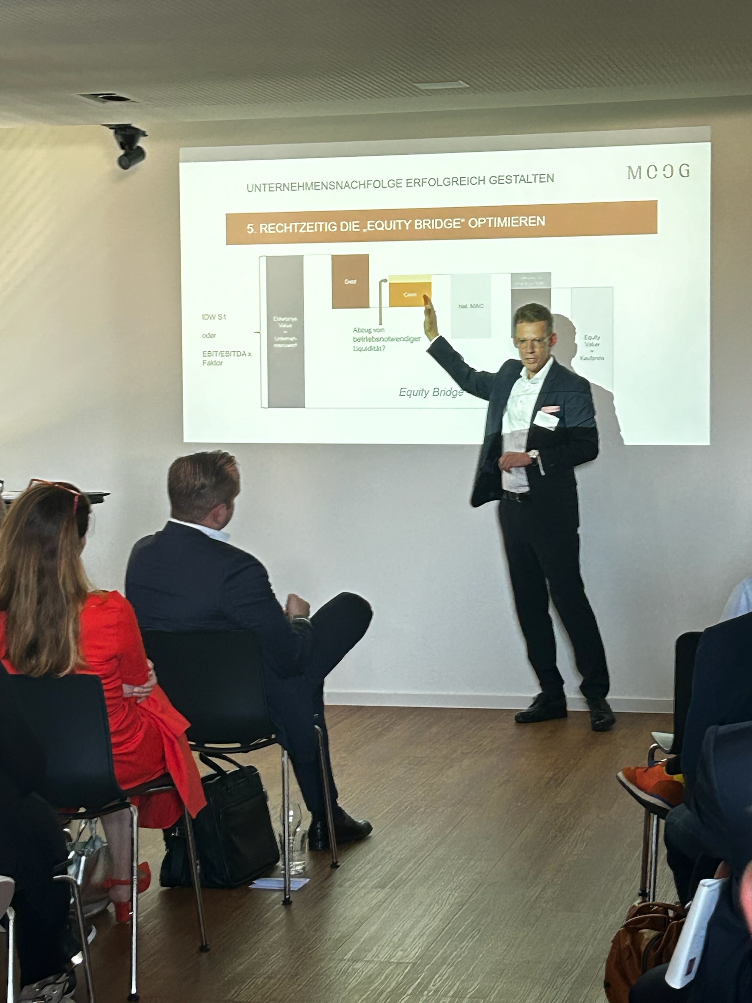 „Unternehmensnachfolge erfolgreich gestalten“: Dr. Tobias Moog, MOOG Partnerschaftsgesellschaft mbB (Die Bildrechte liegen bei dem Verfasser der Mitteilung.) „Unternehmensnachfolge erfolgreich gestalten“: Dr. Tobias Moog, MOOG Partnerschaftsgesellschaft mbB (Die Bildrechte liegen bei dem Verfasser der Mitteilung.)
