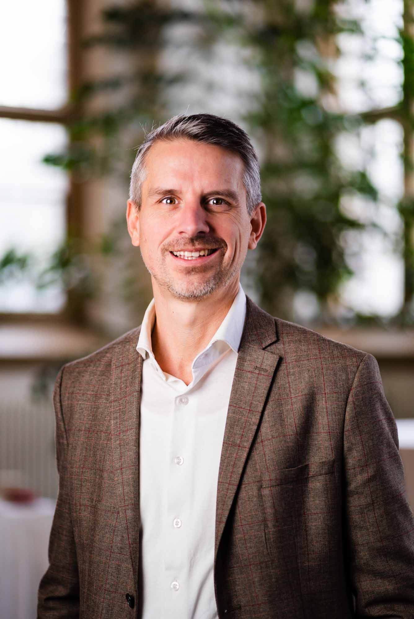 Stefan Bales, CEO Rheindigital GmbH Stefan Bales, CEO Rheindigital GmbH
