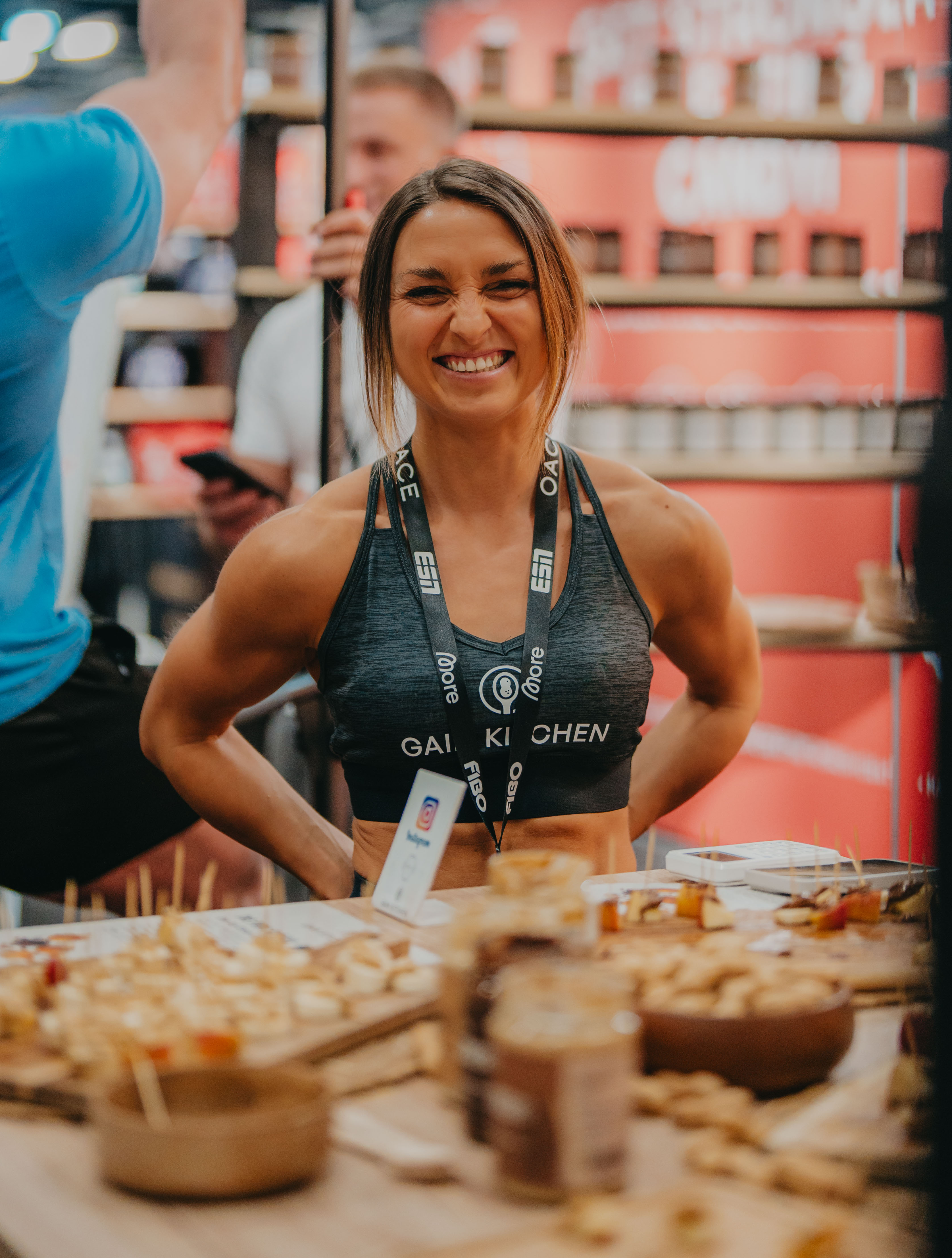 Gain Kitchen Gründerin Medea Lorenzen an ihrem Stand auf der FIBO.