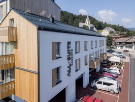 Außenansicht des Hotels (Bildarchiv All-Suite Resorts Ötztal)