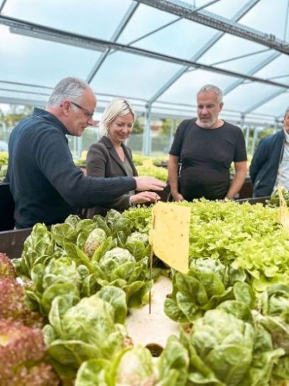 v.l.: Manfred Voß, Clara Gerlach und Vadim Steklov bei Urban Nature; Rechte; Factory Campus v.l.: Manfred Voß, Clara Gerlach und Vadim Steklov bei Urban Nature; Rechte; Factory Campus