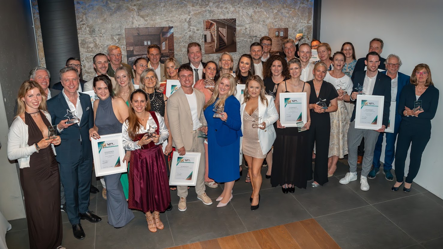 Das sind die strahlenden Gewinner der SPA Star Awards 2024, (c) Ignaz Serr, 4kfactory.com Das sind die strahlenden Gewinner der SPA Star Awards 2024, (c) Ignaz Serr, 4kfactory.com