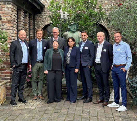 v.l.F.Lindner, S.Biegler, K.Leuffen, D.Brügge, J.Zülow, D.Ostermann, A.Aengenheyster und D.Heimbürge v.l.F.Lindner, S.Biegler, K.Leuffen, D.Brügge, J.Zülow, D.Ostermann, A.Aengenheyster und D.Heimbürge