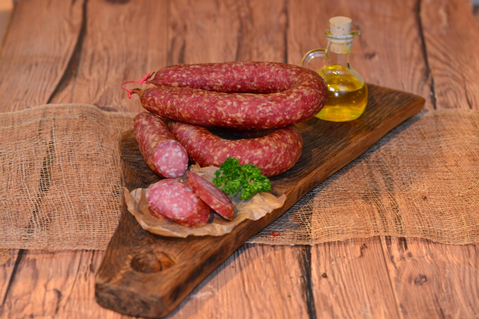 Wer macht die beste Hausmacher Ringsalami? Foto Christian Böhm