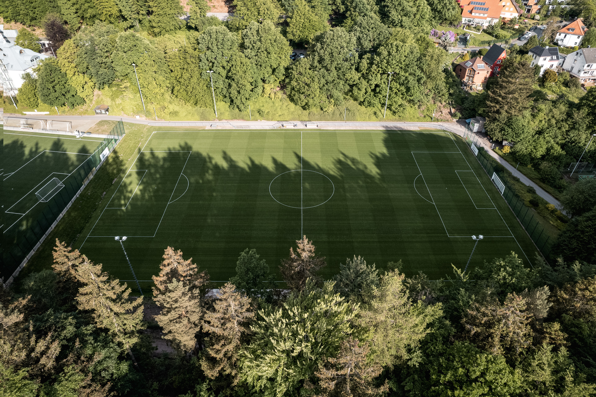 Die Rasentragschicht KRESKAT sorgt für optimale Spielbedingungen. © heiler Sportplatzbau 