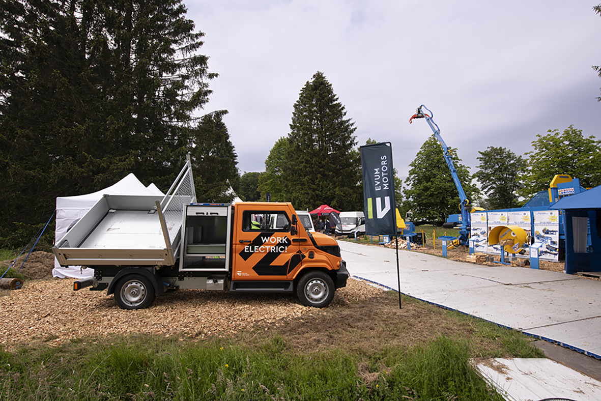 Der WBK im Einsatz bei einer Veranstaltung im Freien; Foto: EVUM Motors