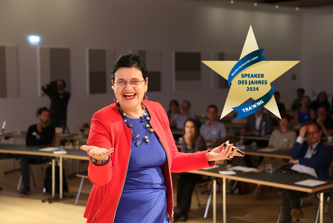 Mag.a Monika Herbstrith-Lappe bei der Preisverleihung (Die Bildrechte liegen bei dem Verfasser der Mitteilung.) Mag.a Monika Herbstrith-Lappe bei der Preisverleihung (Die Bildrechte liegen bei dem Verfasser der Mitteilung.)