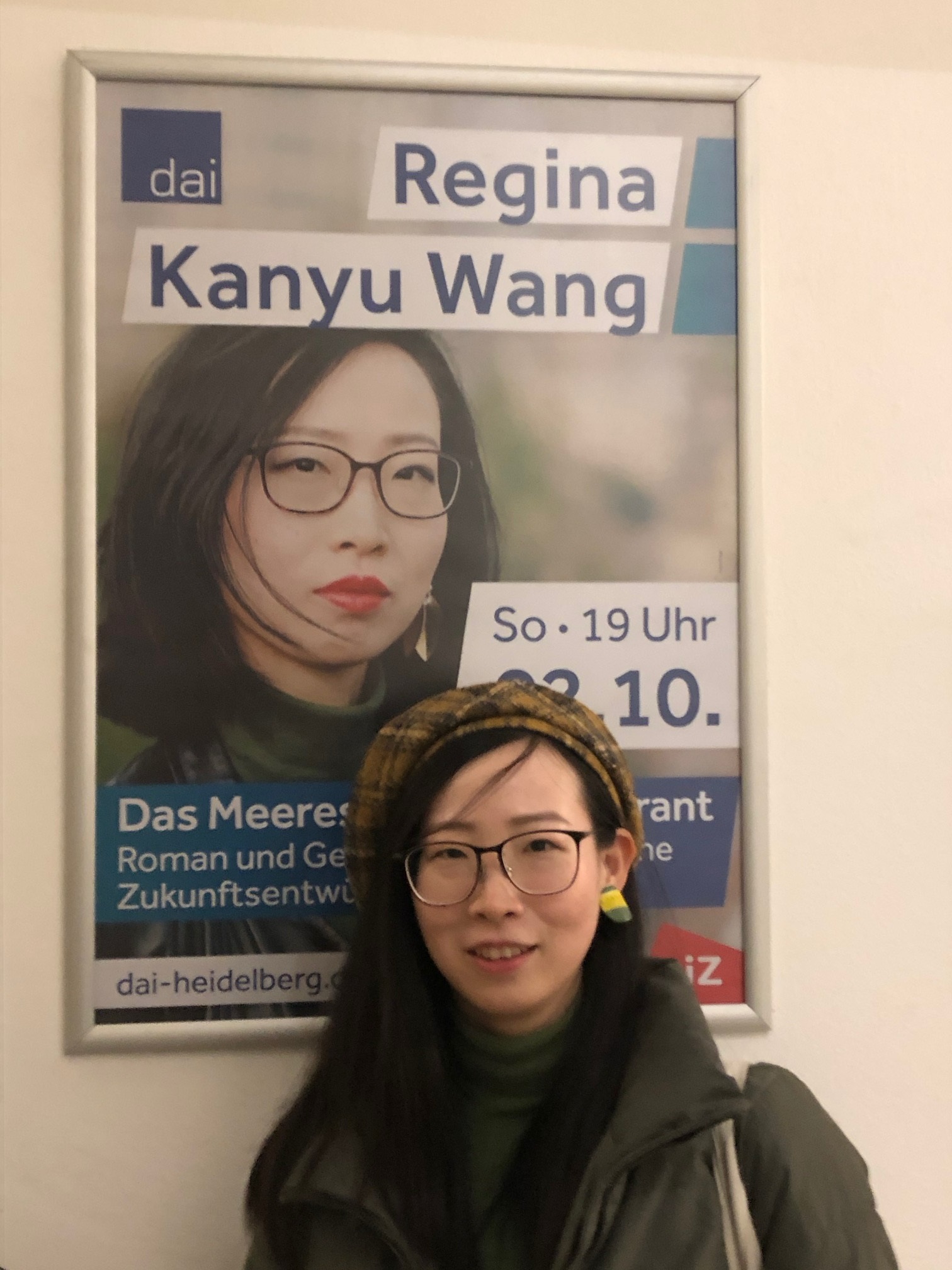 Regina Kanyu Wang präsentiert ihr Buch Regina Kanyu Wang präsentiert ihr Buch