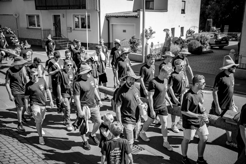 Einzug der Kerwa-Burschen Einzug der Kerwa-Burschen