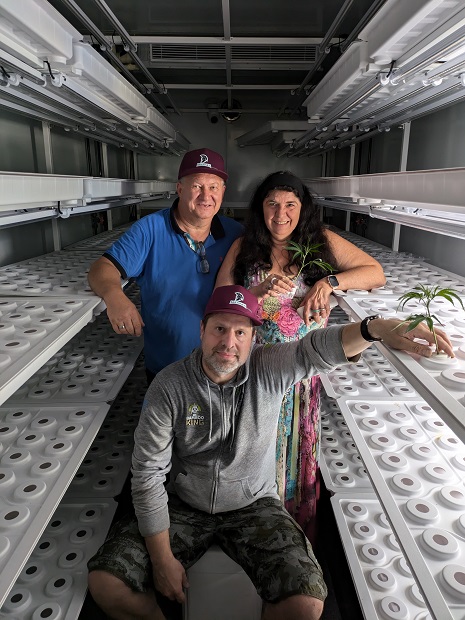 Cannabis-Container"Maximus"  neu: Deutschlands größter Hanfladen zieht 6.000 Stecklinge im Monat (Bildquelle: @Foto: Josef König für Natur-Erlebniswelt GmbH)