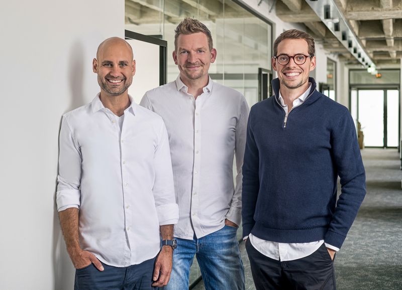 Das Gründerteam (v.l.n.r) Tobias Dochow, Christian Sauer und Nico Kramp (Bildquelle: (c) assetbird GmbH)