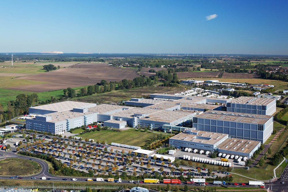 Das Versandzentrum von Hermes Fulfilment in Haldensleben feiert 30-jähriges Bestehen. (Bildquelle:©Hermes Fulfilment) Das Versandzentrum von Hermes Fulfilment in Haldensleben feiert 30-jähriges Bestehen. (Bildquelle:©Hermes Fulfilment)