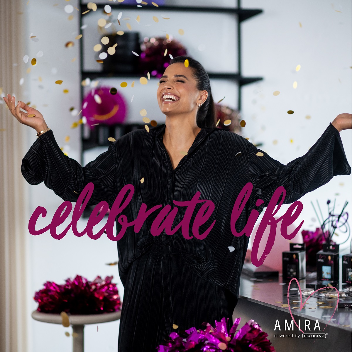 Amira - powered by decocino