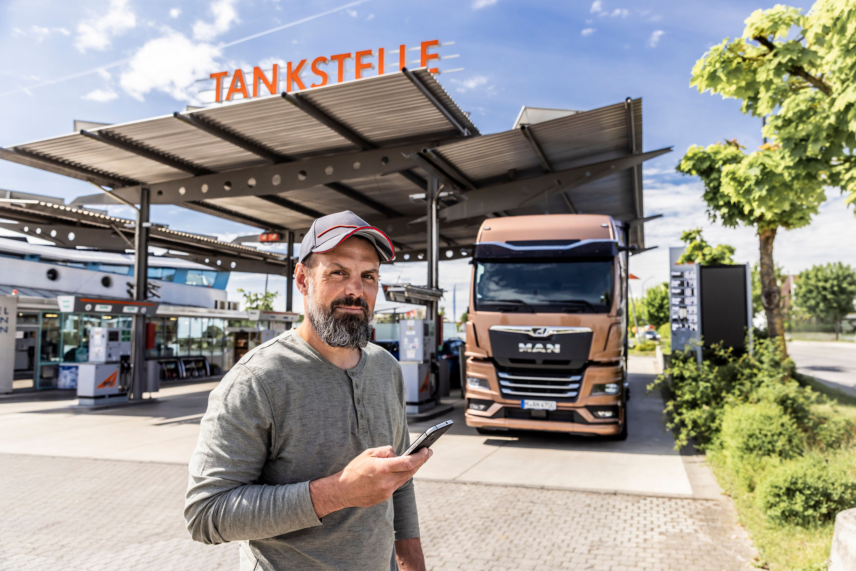 MAN SimplePay bietet eine neue Nutzererfahrung beim Fahrzeug- und Kostenmanagement. (Bildquelle: MAN Truck& Bus)