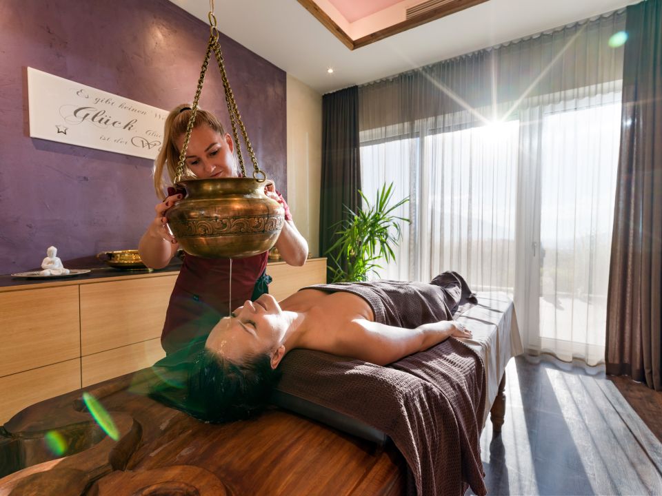 Erholsame Massage (c) Hotel Panorama Royal