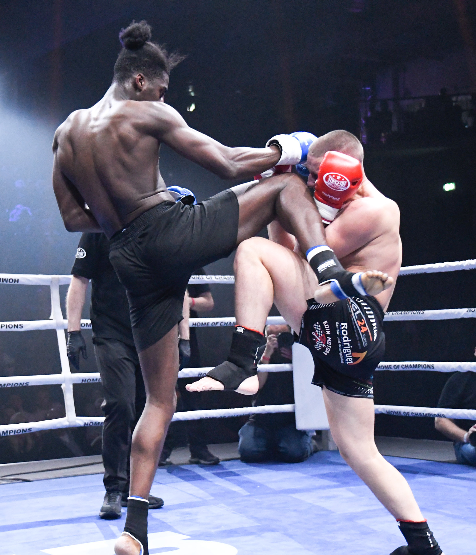 GET IN THE RING bietet Kampfsport auf Spitzenniveau. (Bildrechte: Silverback Promotion) GET IN THE RING bietet Kampfsport auf Spitzenniveau. (Bildrechte: Silverback Promotion)