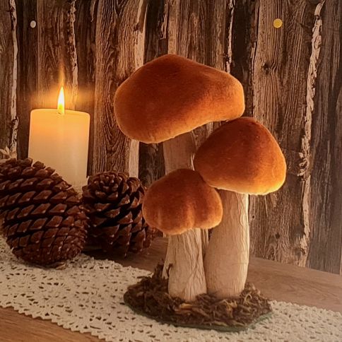 Mustertische zum Herbst von Tischdeko-online. Jola Simer, 30.09.24, Dorsten, tischdeko-online.de Mustertische zum Herbst von Tischdeko-online. Jola Simer, 30.09.24, Dorsten, tischdeko-online.de