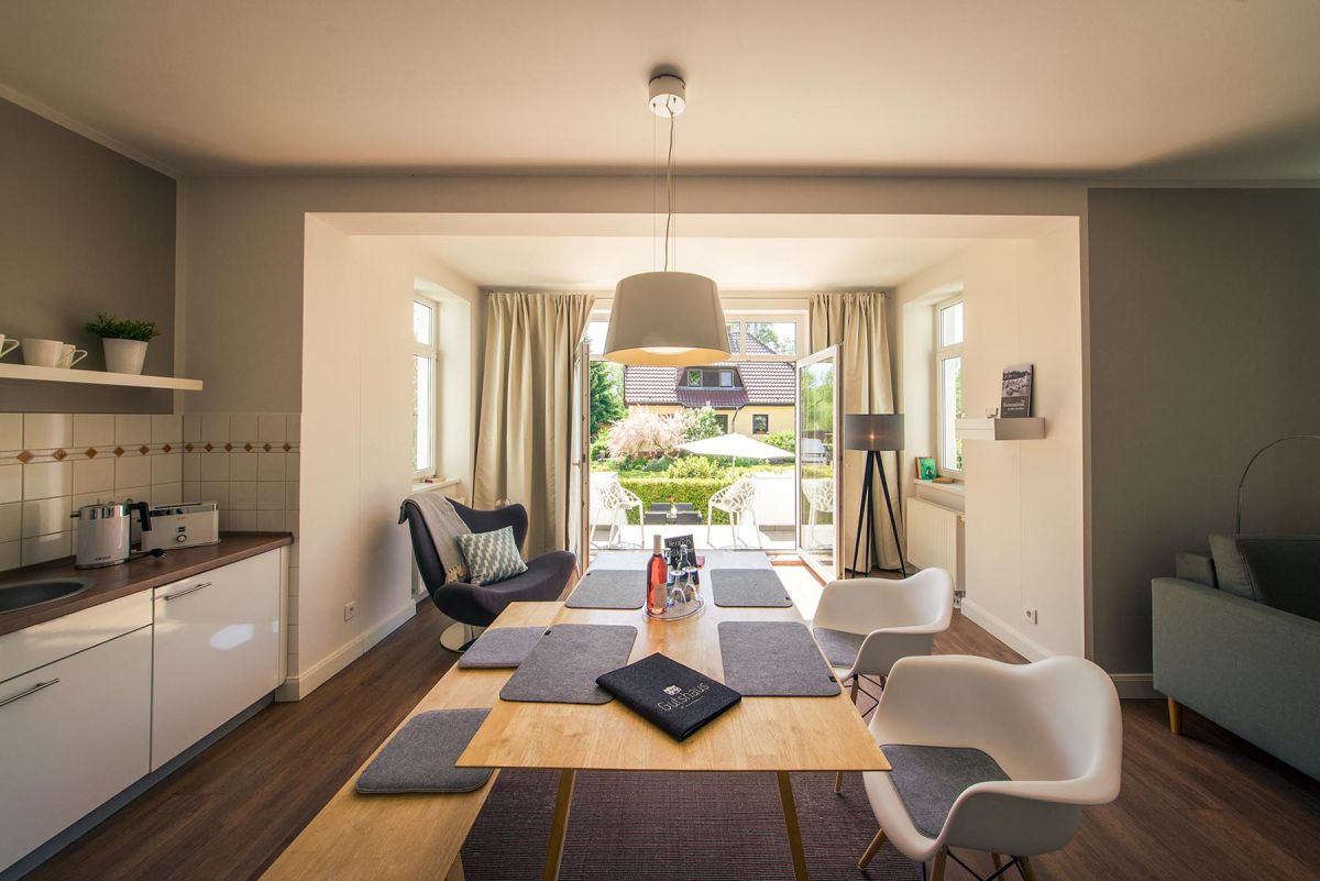 Apartment Flieder mit eigener Terrasse (© Matthias Friel)