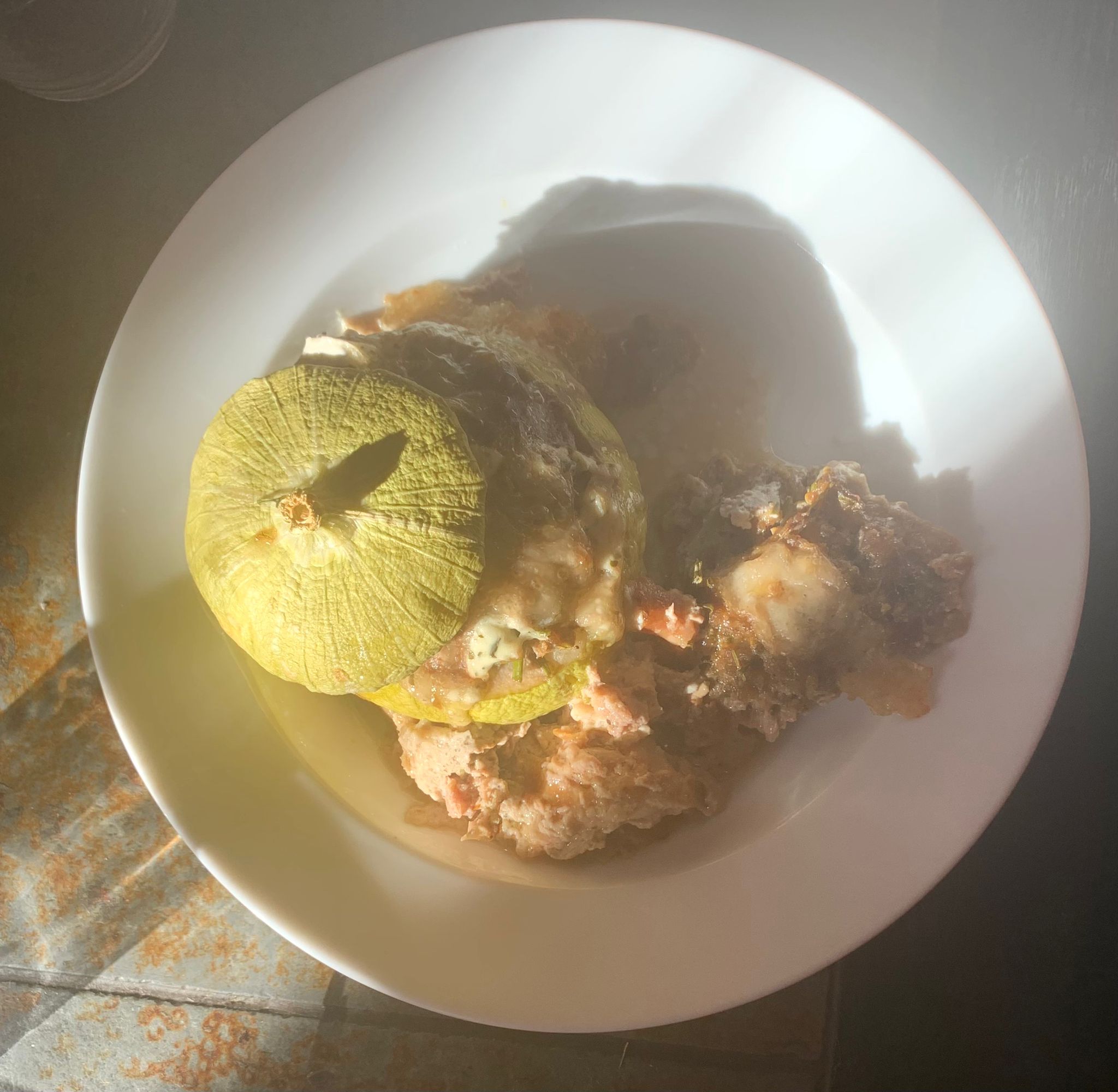 Zucchiolo mit Hackfleisch und Käse,  gefüllt und gebacken