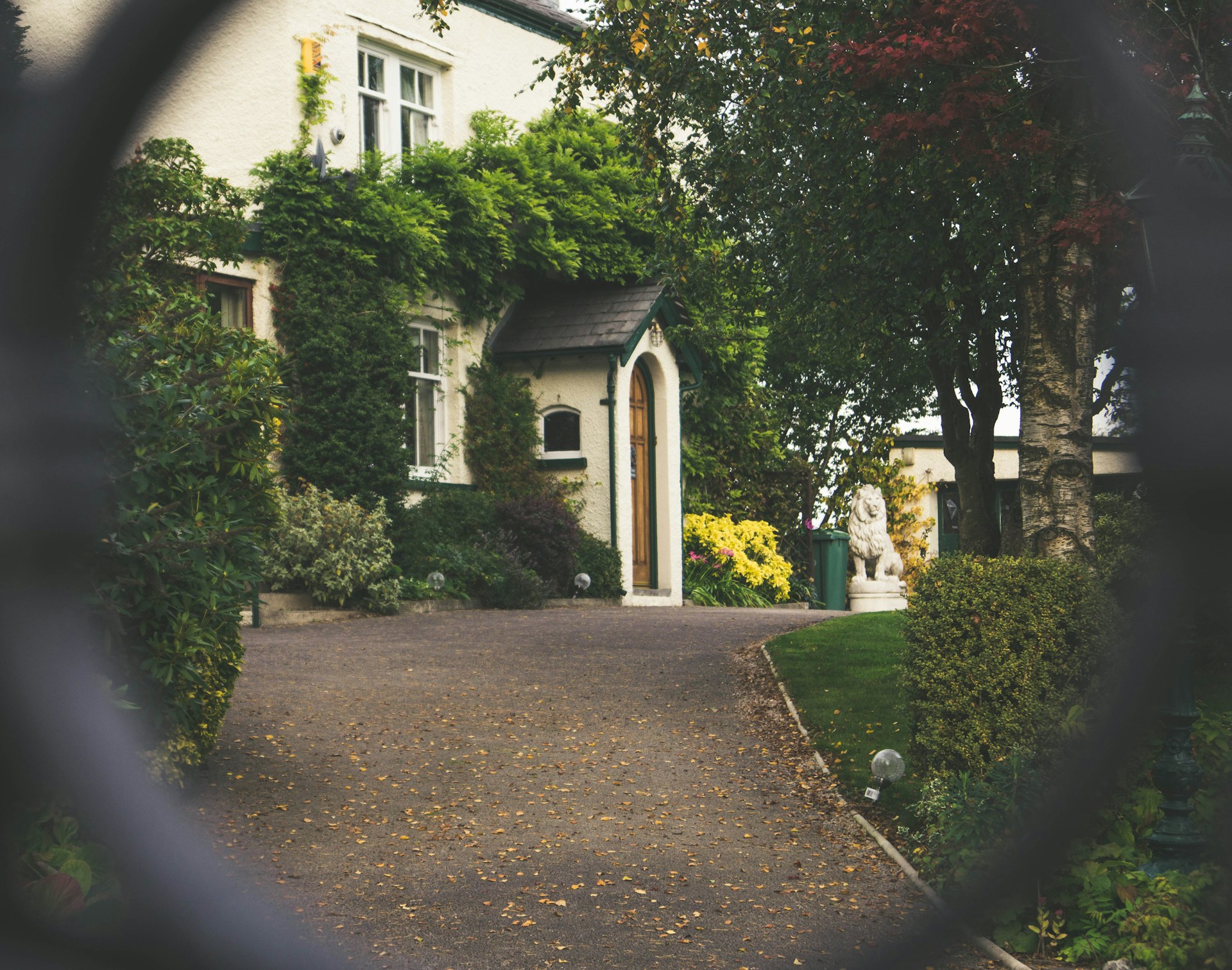 Warum ein Immobilienmakler beim Kauf oder Verkauf von Immobilien entscheidend ist Warum ein Immobilienmakler beim Kauf oder Verkauf von Immobilien entscheidend ist