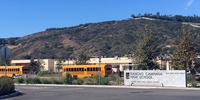 AUF IN DIE WELT: Schüleraustausch an einer High School in den USA (Stiftung Völkerverständigung) AUF IN DIE WELT: Schüleraustausch an einer High School in den USA (Stiftung Völkerverständigung)