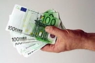 Autofahrer verschenken bis zu 4000 EUR im Jahr!