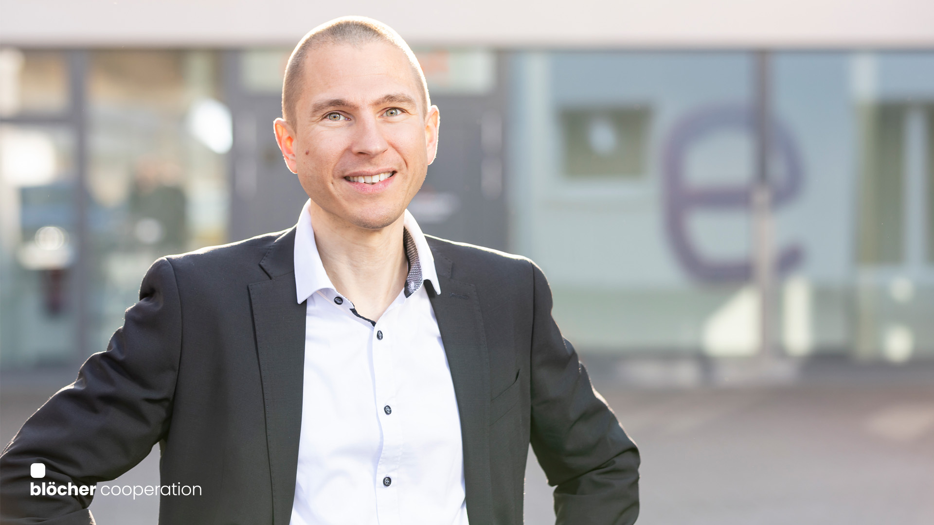 Jochen Blöcher zeigt, wie unser Mindset unser Potenzial und Wachstum formt. (Bildquelle: Uwe Klössing | Ben Schulz& Partner AG) Jochen Blöcher zeigt, wie unser Mindset unser Potenzial und Wachstum formt. (Bildquelle: Uwe Klössing | Ben Schulz& Partner AG)