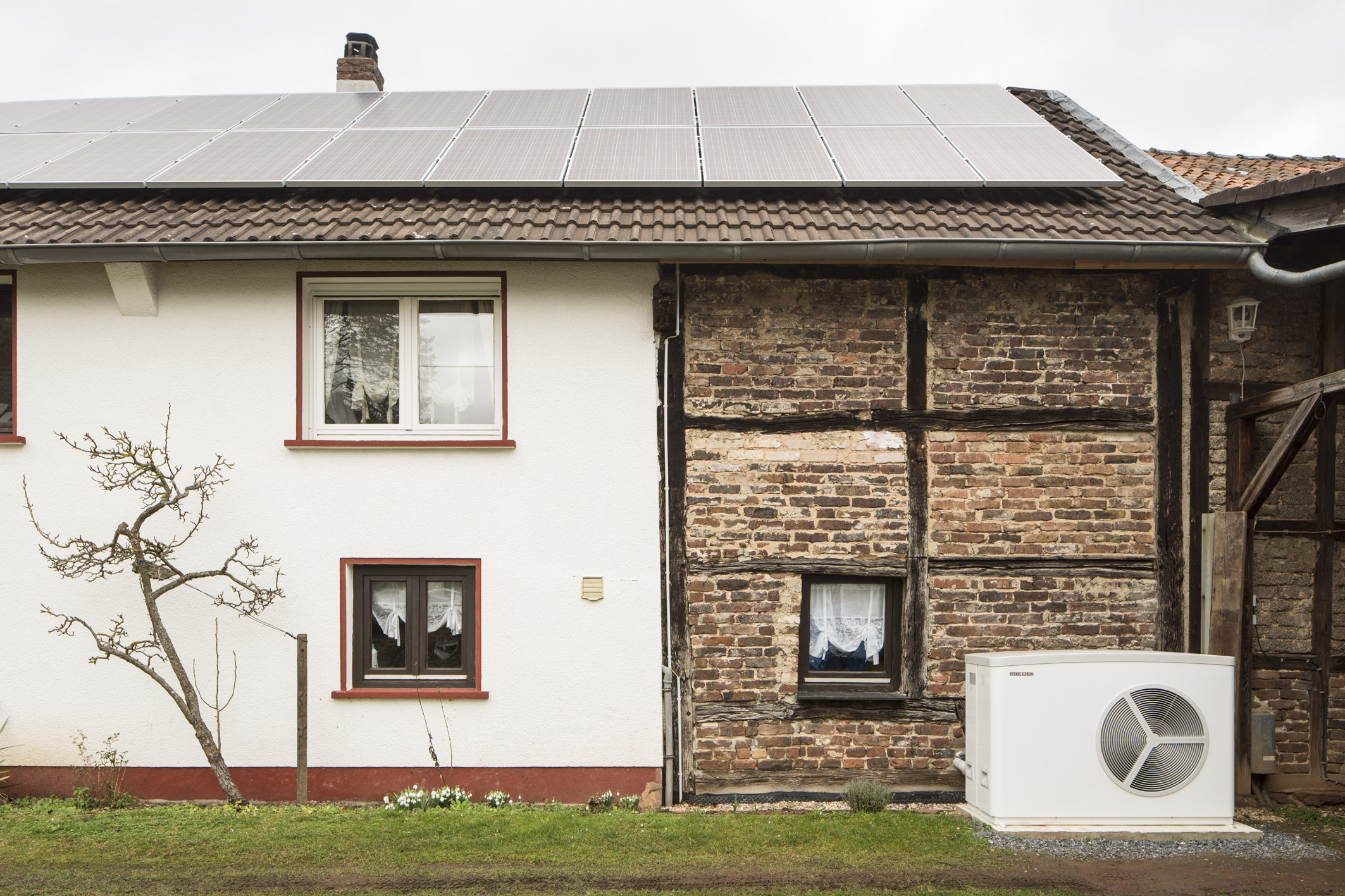 Stiebel Eltron Wärmepumpe Außen (Bildquelle: Stiebel Eltron) Stiebel Eltron Wärmepumpe Außen (Bildquelle: Stiebel Eltron)