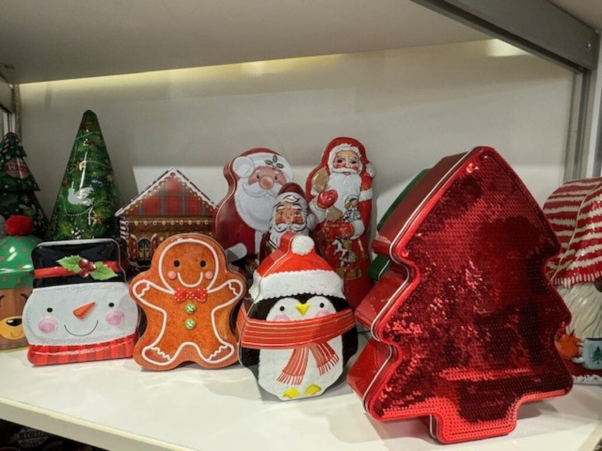 Blechdosen Veredelung: Gravur, Mit Prägung, Bedruckung und Konfektionierung schaffen wir exklusive Verpackungen für ihr Produkt