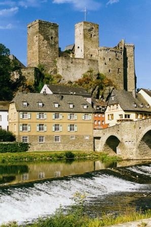 Der ADFC vergibt vier Sterne an den Lahn-Radweg Der ADFC vergibt vier Sterne an den Lahn-Radweg