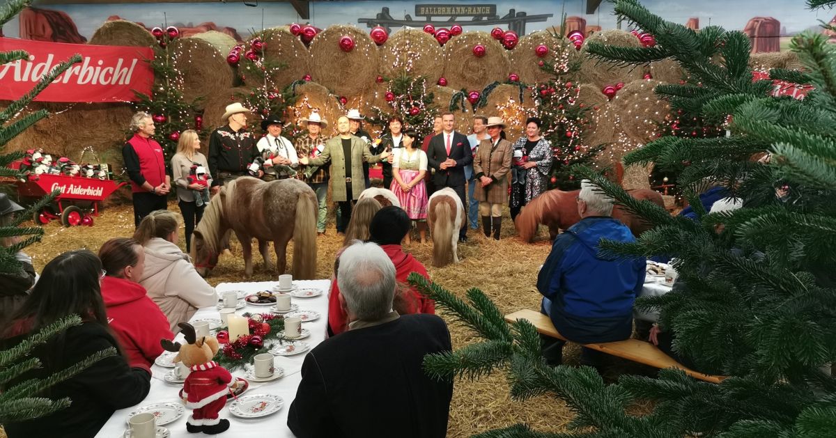 Gut Aiderbichl Weihnachtszauber - Die schönste tierische Weihnacht im deutschen Fernsehen (© Gut Aiderbichl Ballermann Ranch) Gut Aiderbichl Weihnachtszauber - Die schönste tierische Weihnacht im deutschen Fernsehen (© Gut Aiderbichl Ballermann Ranch)