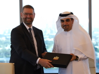 Mark Lohweber, Vorstandsvorsitzender adesso SE, und Hisham al Gurg, CEO Seed Group (© Seed Group)