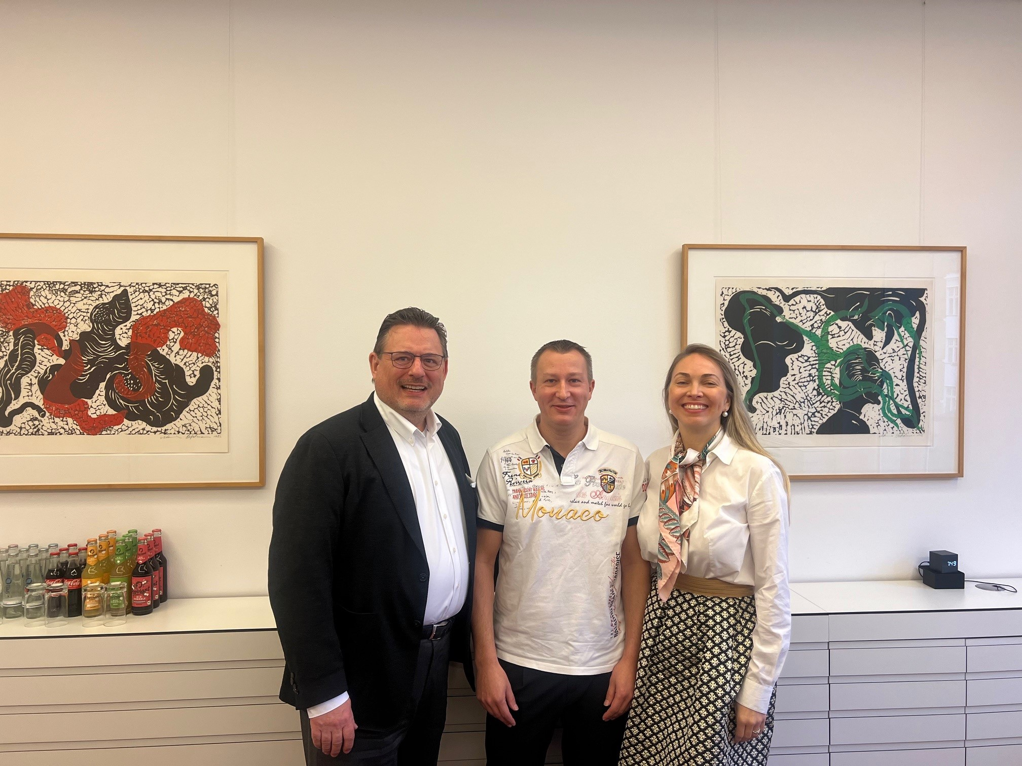 Walter C. Neumann (Castlewood Hotels & Resorts), Sascha Häcker (Hotel Fürstenhof) & Kateryna Smura (Castlewood Hotels & Resorts).