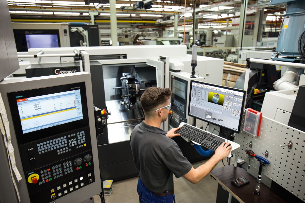 Das COSCOM ECO-System führt Fertigungsdaten zusammen- modular und zukunftsweisend. (© COSCOM Computer GmbH)
