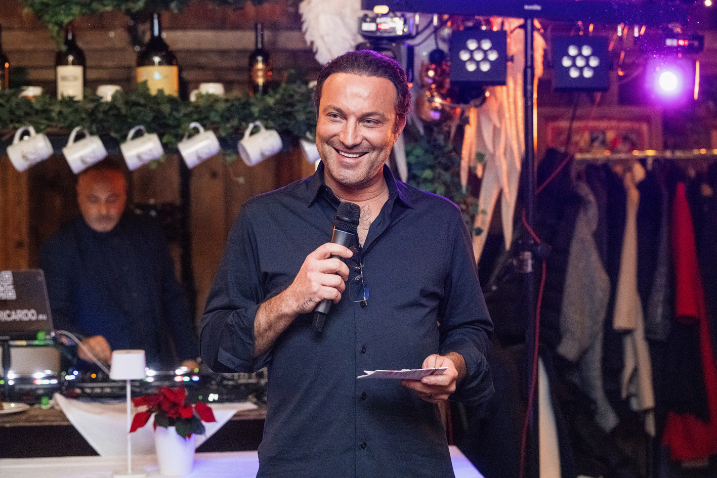 Micha S. Siebenhandl, CEO von pro optik, bei der Verleihung der Orange Crystal Awards (Die Bildrechte liegen bei dem Verfasser der Mitteilung.)