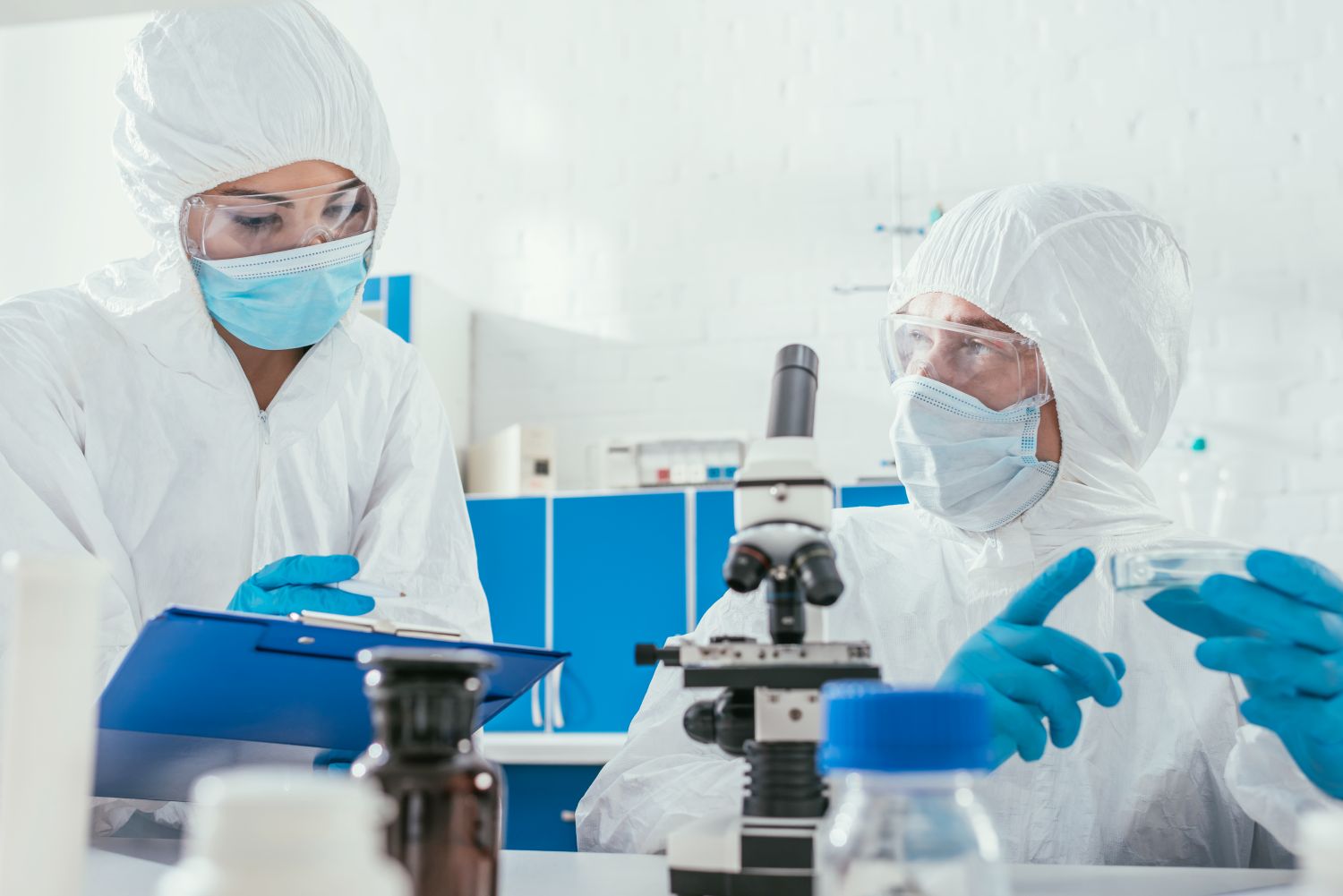 Biotech Reinraum; Quelle: Depositphotos Biotech Reinraum; Quelle: Depositphotos