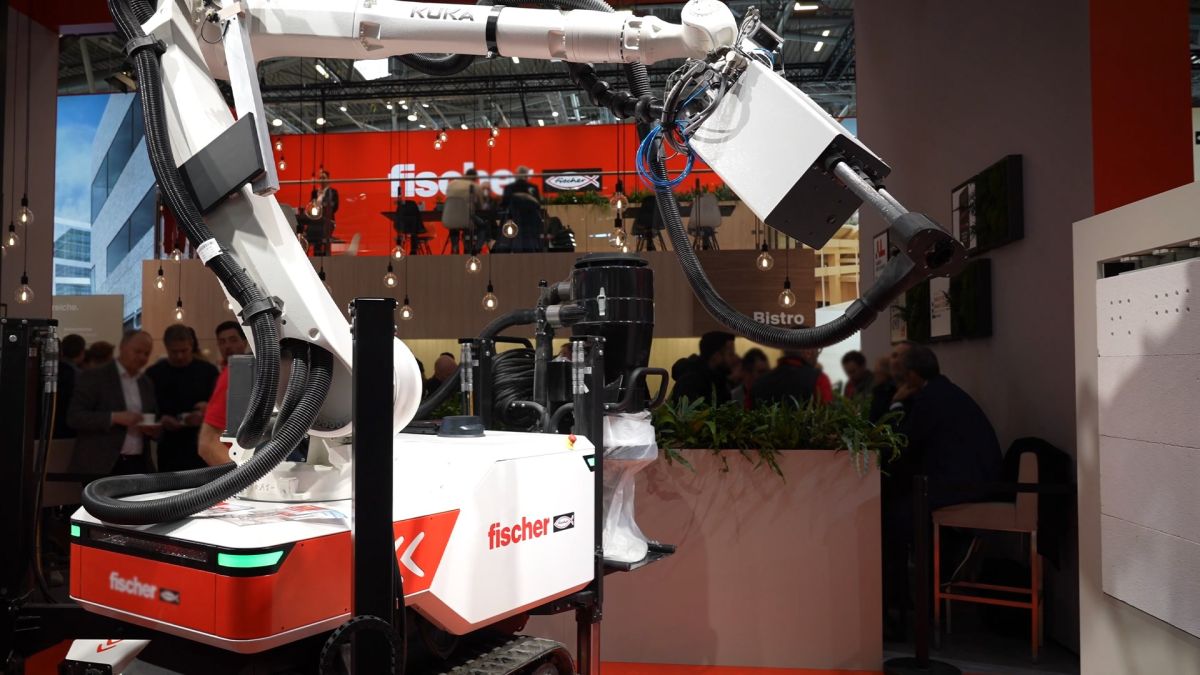 Bauroboter Digitalisierung Baustelle auf der BAU 2025, Messe München (© Messe.TV - Deutsche Messefilm & Medien GmbH) Bauroboter Digitalisierung Baustelle auf der BAU 2025, Messe München (© Messe.TV - Deutsche Messefilm & Medien GmbH)